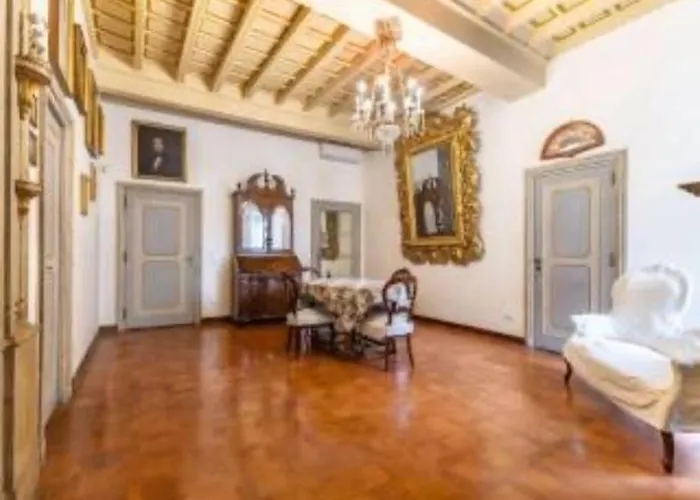 Apartament Di Prestigio Nel Centro Storico Rzym